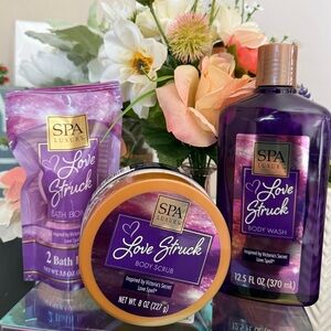 🆕🪻 SPA LUXURY “LOVE STRUCK” 3-PIECE BODY CARE SET. BRAND NEW FULL SIZE.